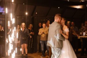 Bruiloft bij Villa Ruimzicht - Fotografie: Hannah Hoekers Wever